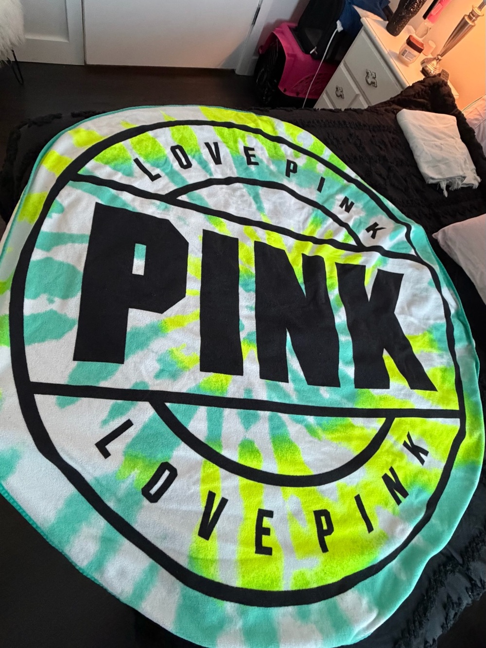❌LAST CHANCE❌ PINK Victoria's Secret Teal Tie-Dye Round Beach Towel Blanket